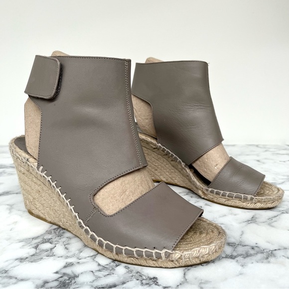 VINCE Gray Taupe Velcro Peep Toe Espadrille Wedge Sandals Size 8 - Picture 1 of 11